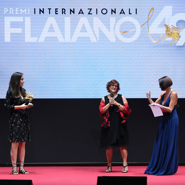 Adele D&#039;Atri Consegna Il Premio Flaiano Ad Angela Bubba